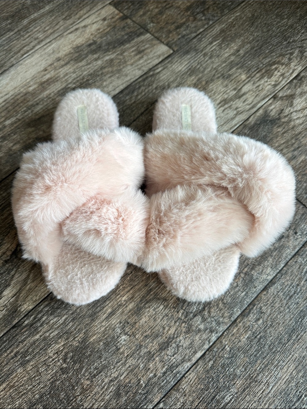 Plush Cross-Band Women's Slide Slippers - Blush Pink